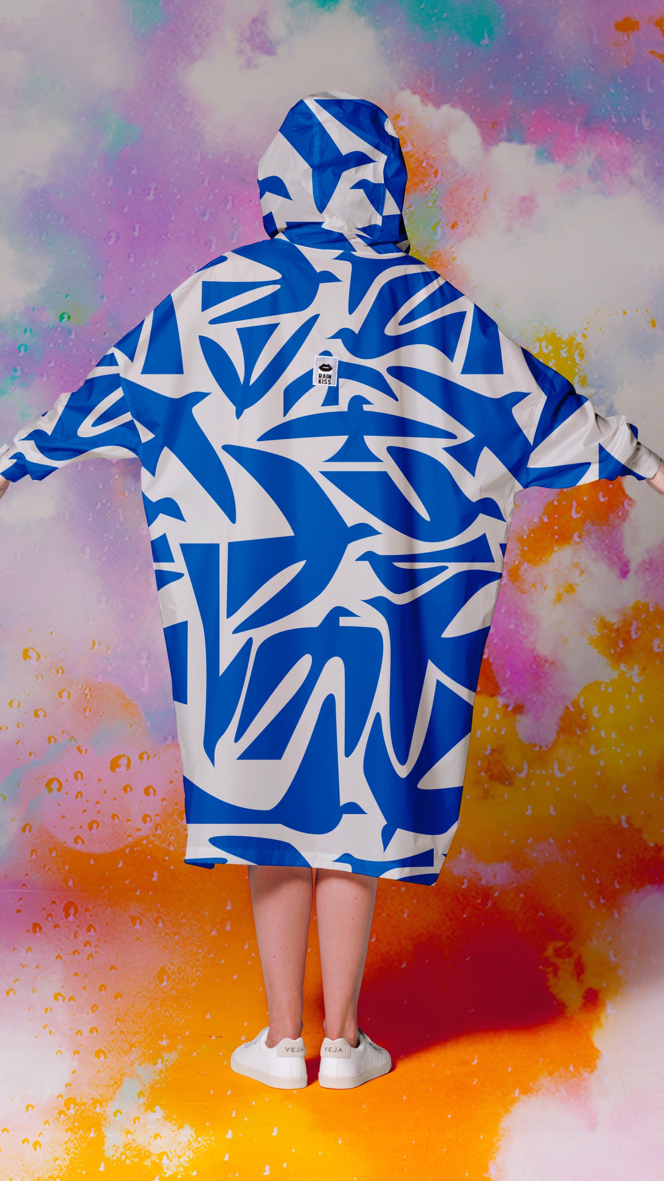RainKiss - Blue Poncho