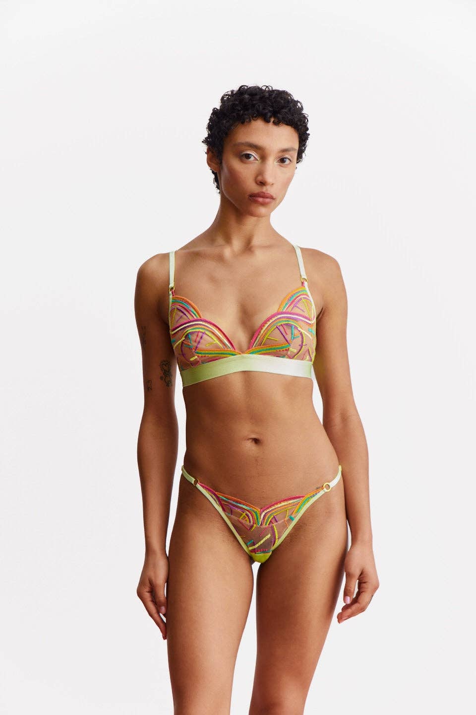 Disco Deco Triangle Bralette – Bralette brodée graphique vert lime – Somewhere Never - Baume Shop