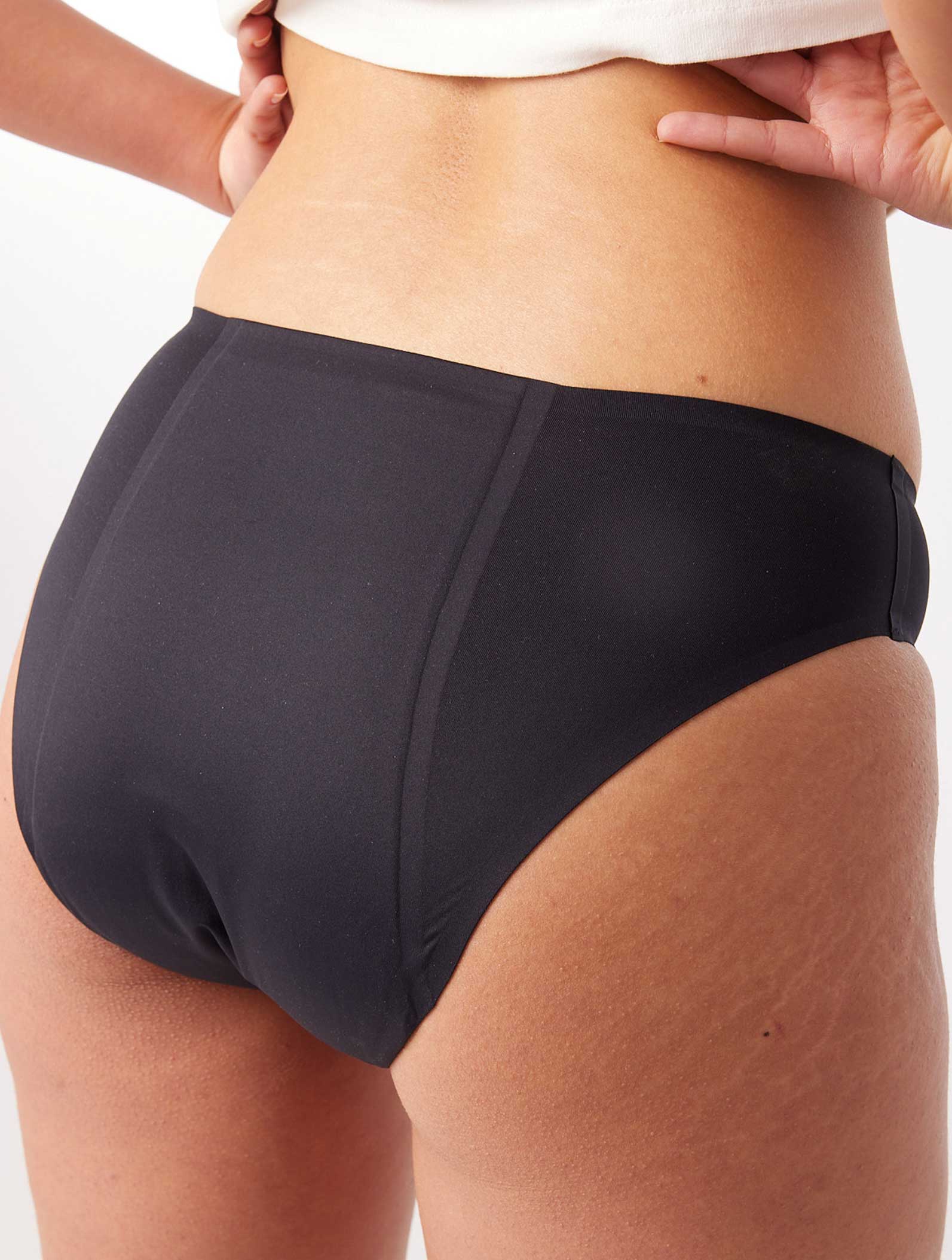 Hécate sans couture Noir - Flux très abondant - Baume Shop