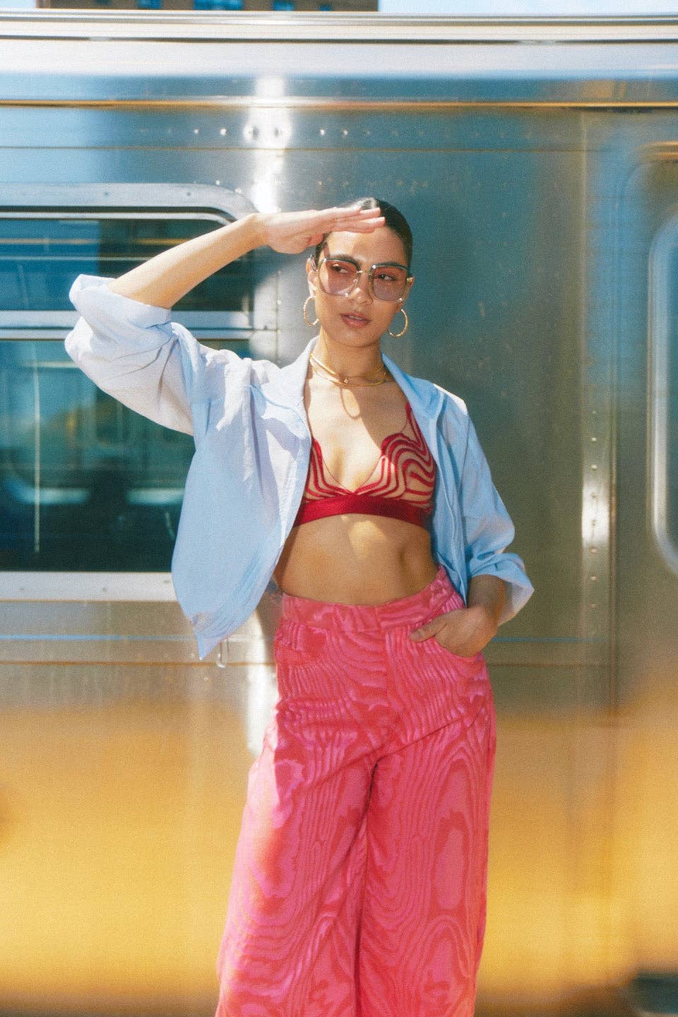 Making Waves Triangle Bralette – Bralette brodée rouge high apex – Somewhere Never - Baume Shop