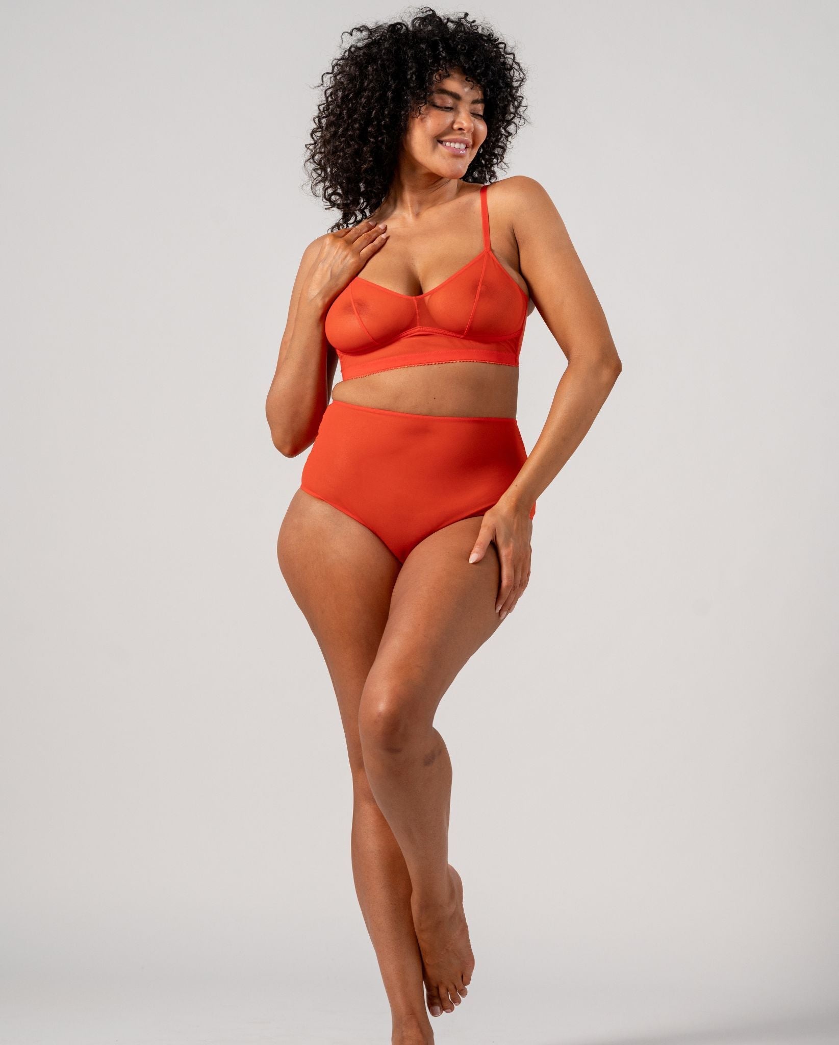 Mesh Highwaist Briefs – Culotte taille haute mesh aérien – Understatement - Baume Shop